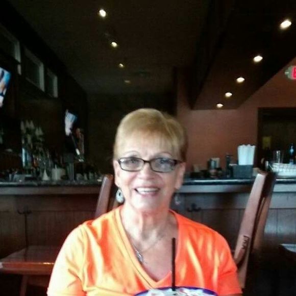 Meet your Posher, Linda - Picture 1 of 1